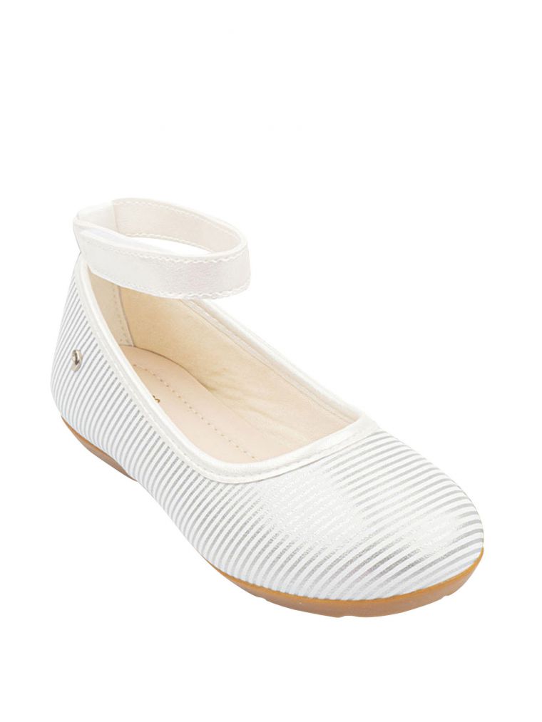 נעלי בובה קולר