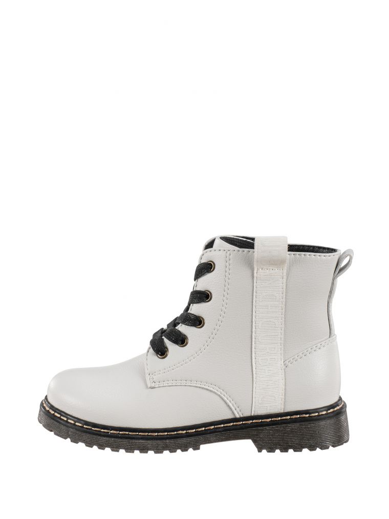 מגפי בנות בלייז סרט