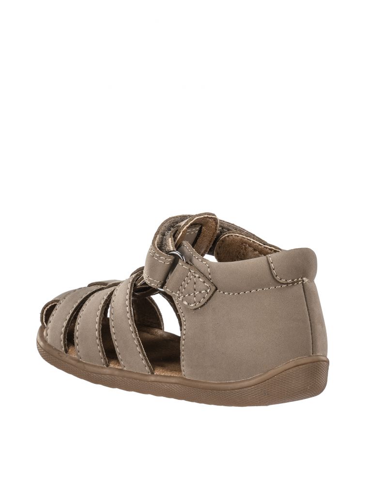 צעד ראשון ווילי סגור