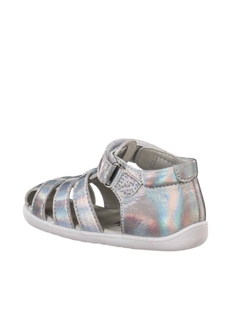 צעד ראשון בנות ווילי סגור