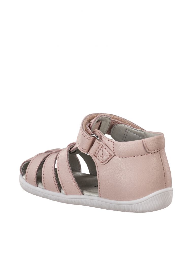 צעד ראשון בנות ווילי סגור