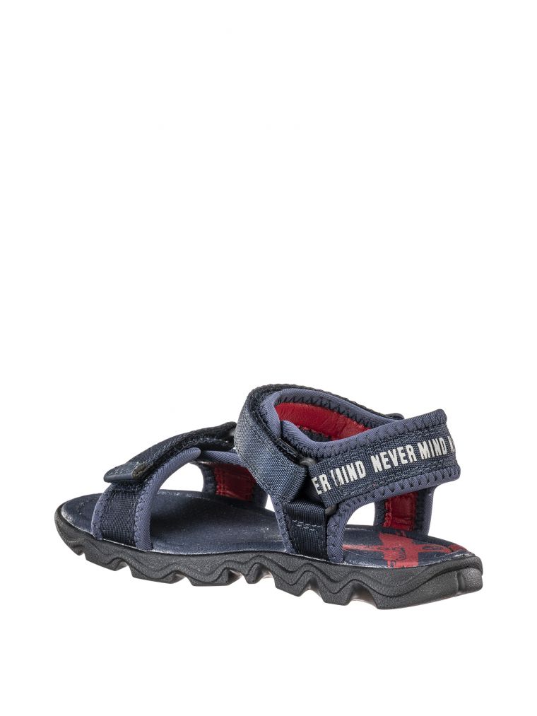 סנדלי בנים קנזס סרט