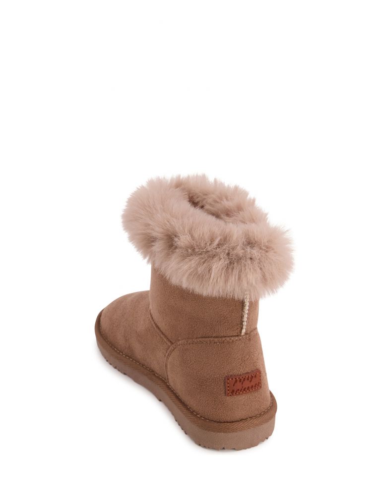 סטפני פרווה