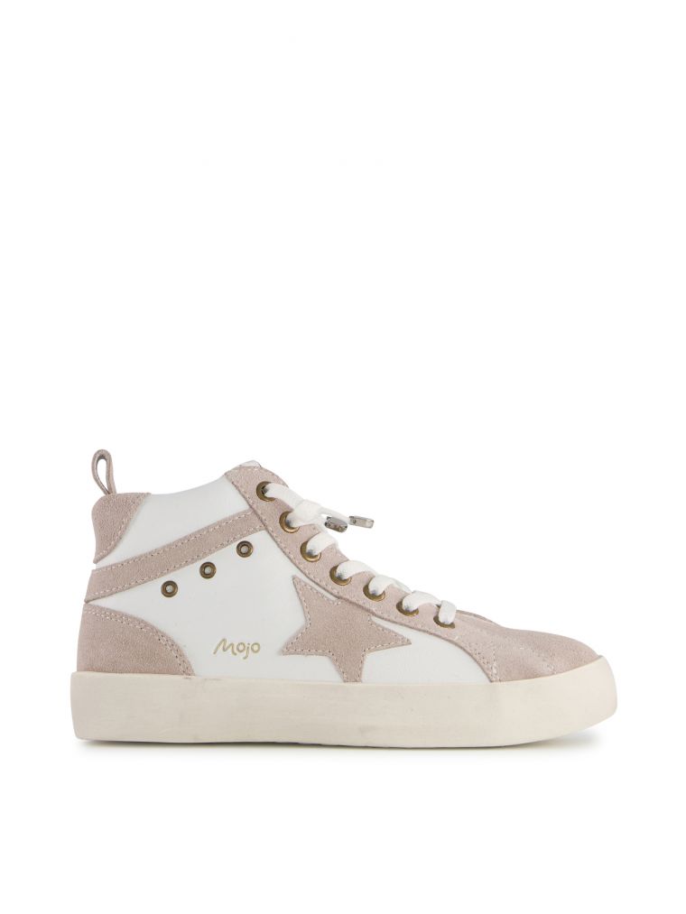 שלושת רביעי קלי כוכב