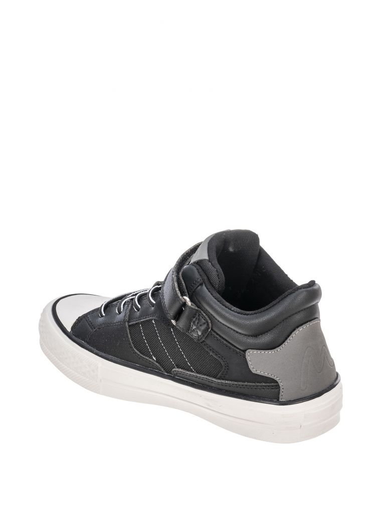 מרטין גבוה אופנתי