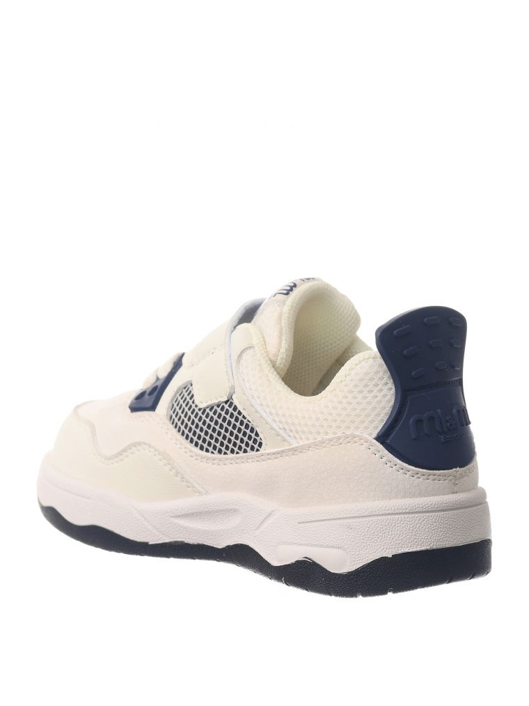 סניקרס אולי