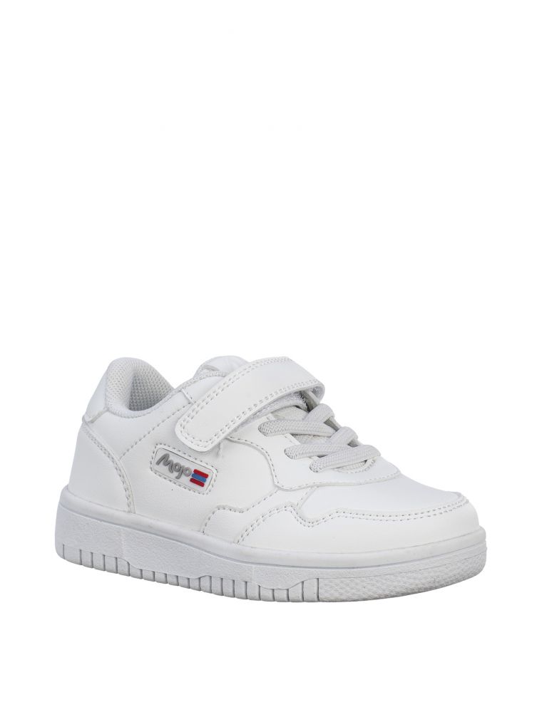 סניקרס מוז’ו גומיה