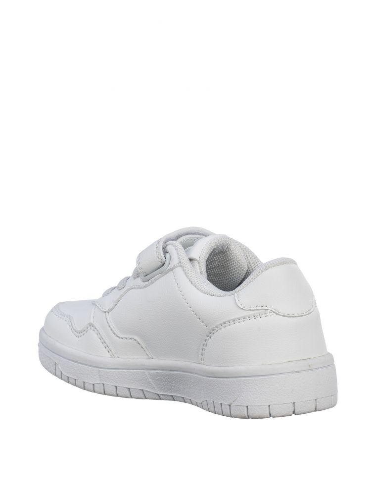 סניקרס מוז’ו גומיה