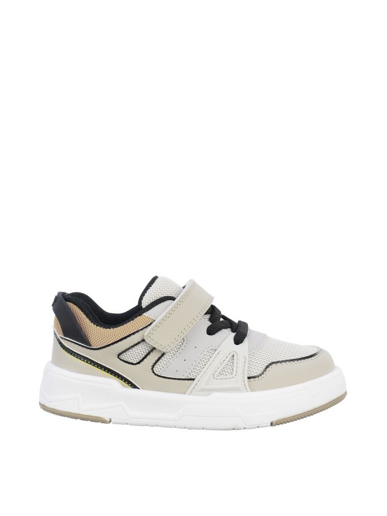 סניקרס אופנה מיוחד