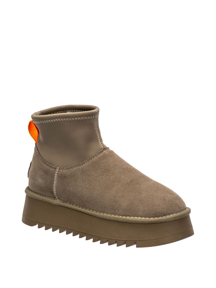 ג’וליאן מגף