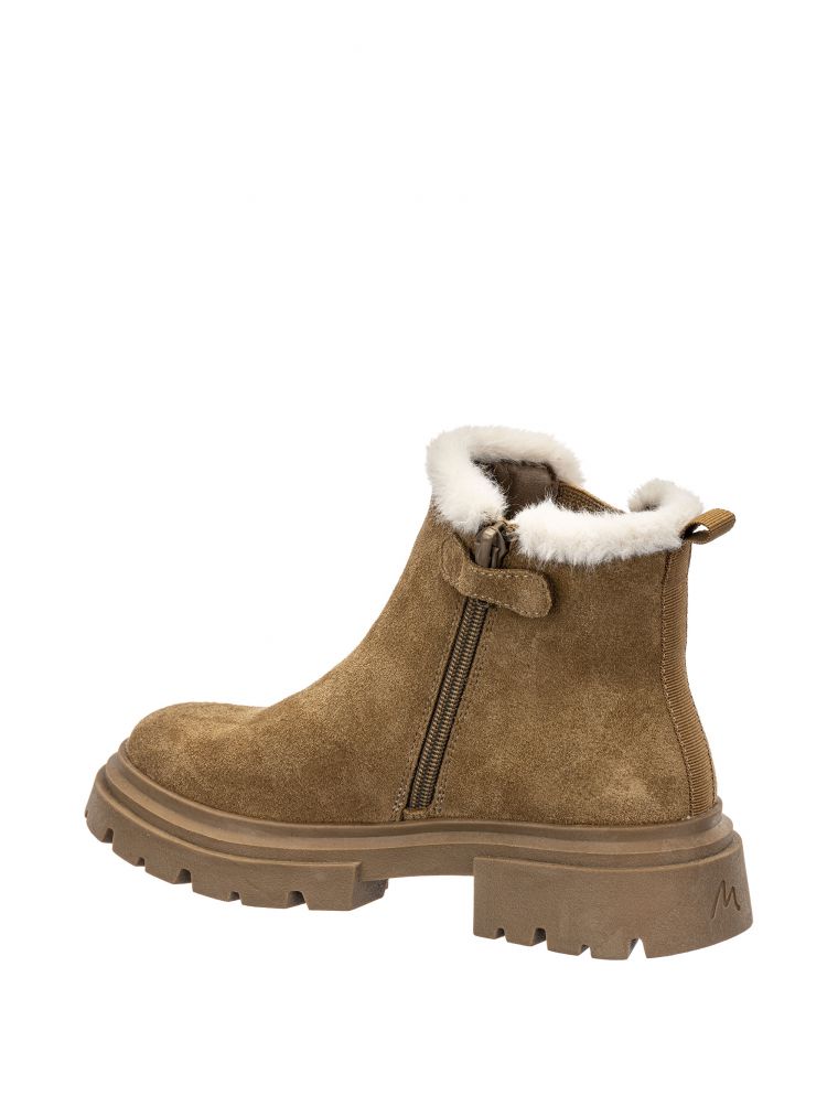 זינה צ’לסי