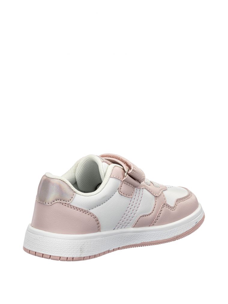 סניקרס תפרים