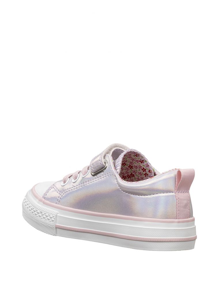 אשלי פרחוני