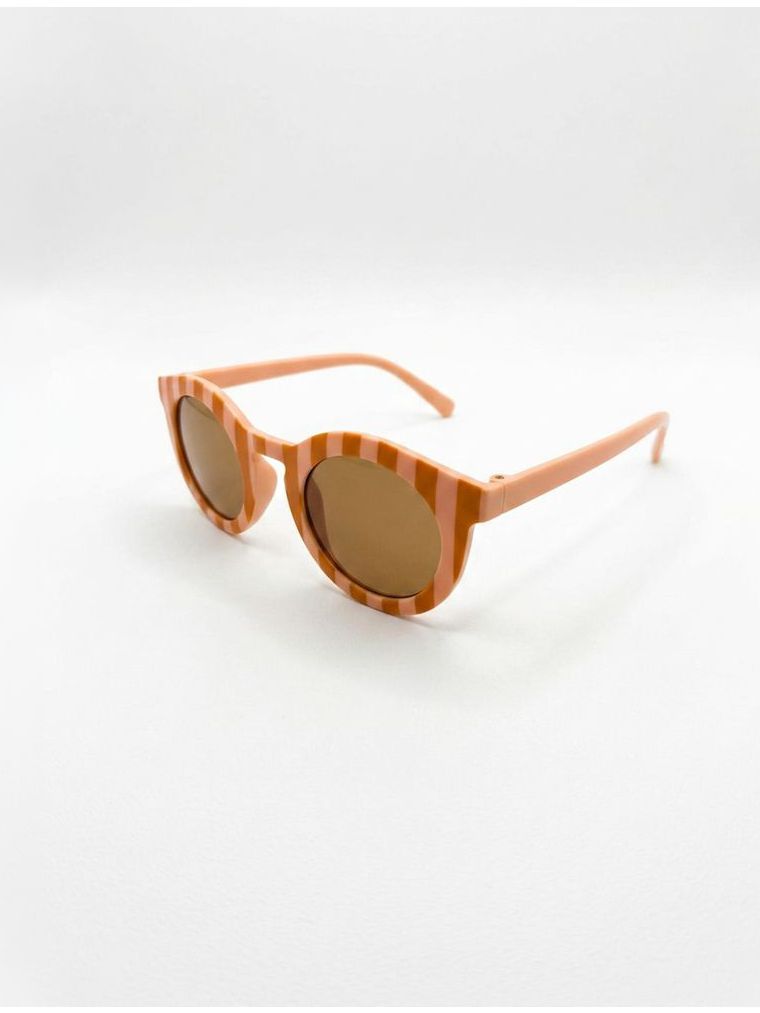 משקפי שמש משבצות