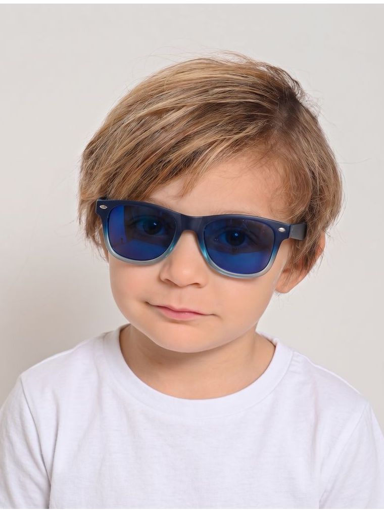 משקפי שמש בנים