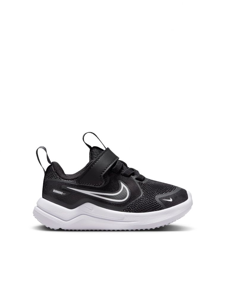 Nike Cosmic Runner