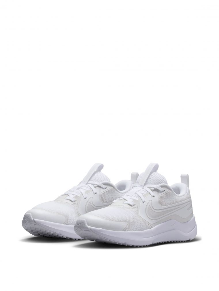 Nike Cosmic Runner