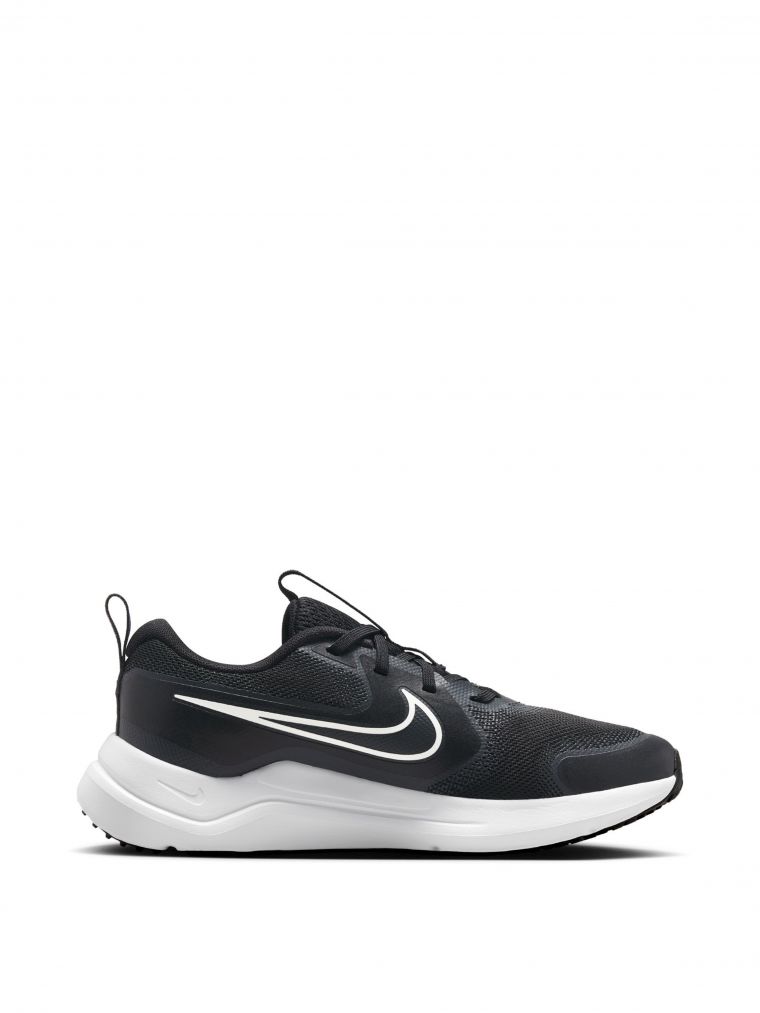 Nike Cosmic Runner