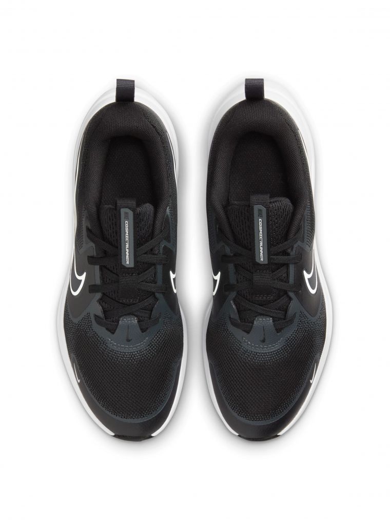 Nike Cosmic Runner