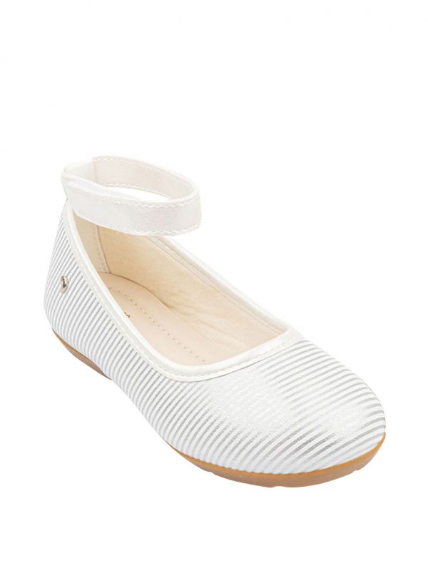 נעלי בובה קולר