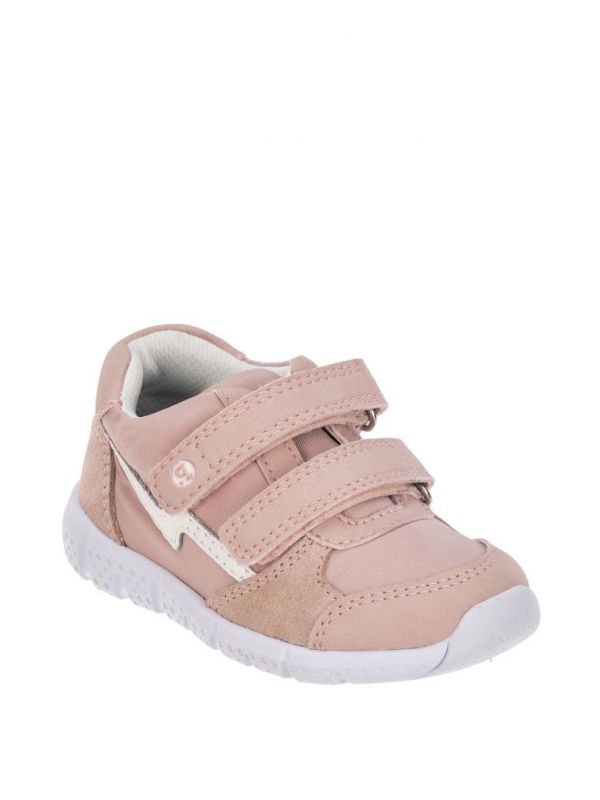 צעד שני בריידי ספורטיבי