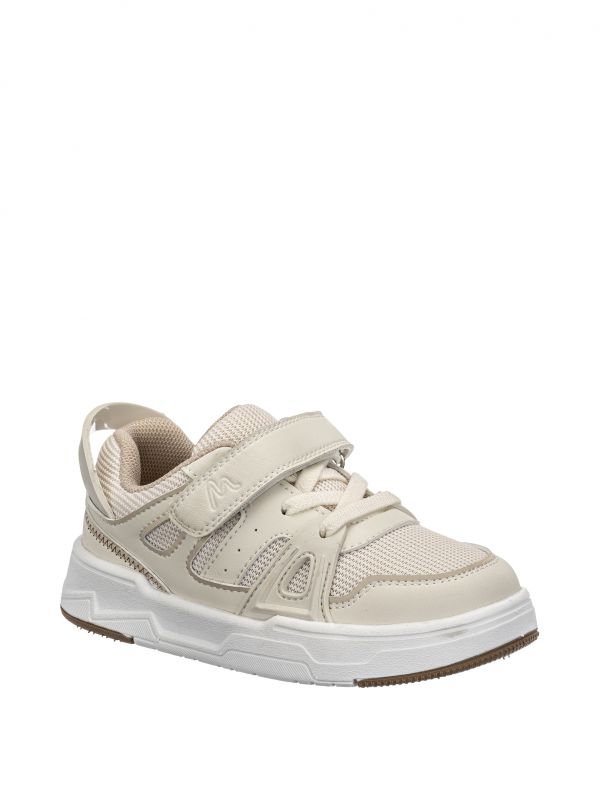 סניקרס אופנה מיוחד