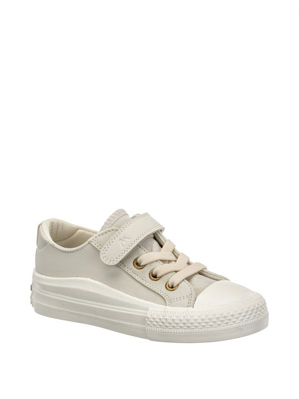 ליאן סניקרס