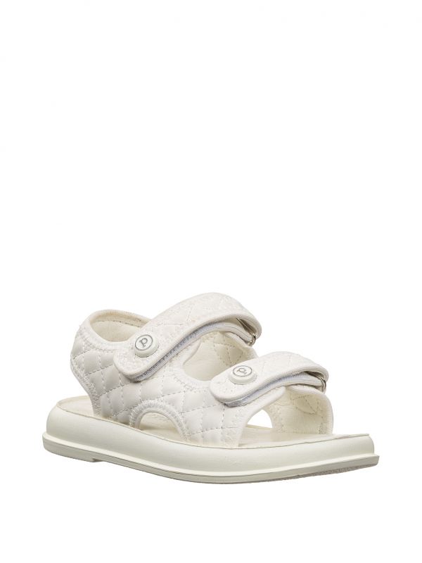 סנדל לני סגור