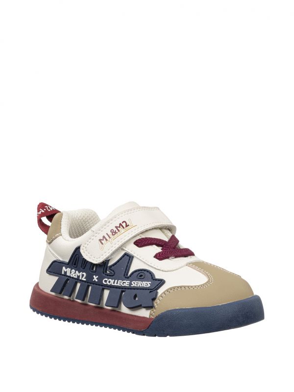 מארני סניקרס