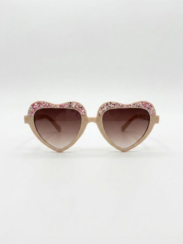 משקפי שמש לב