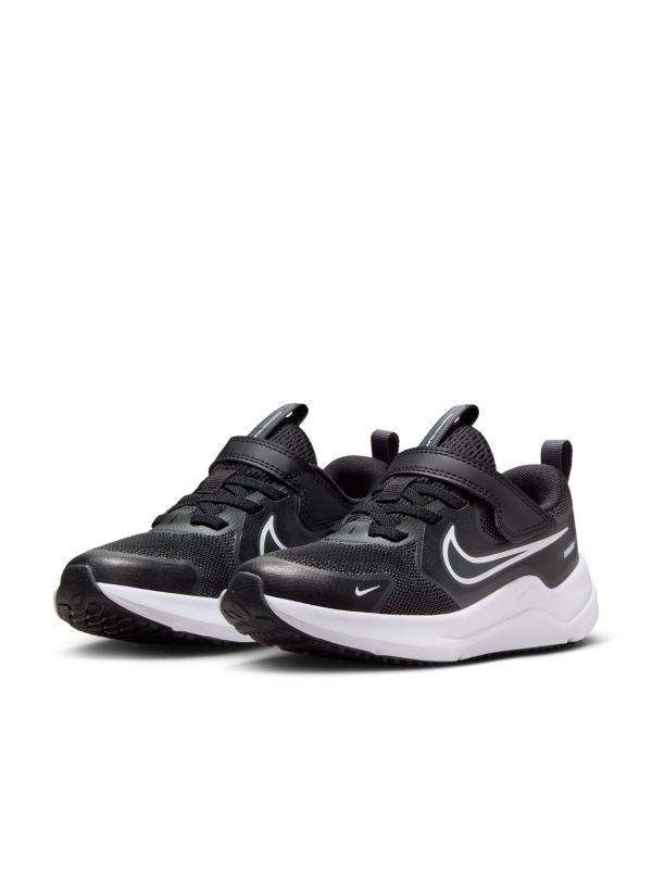 Nike Cosmic Runner