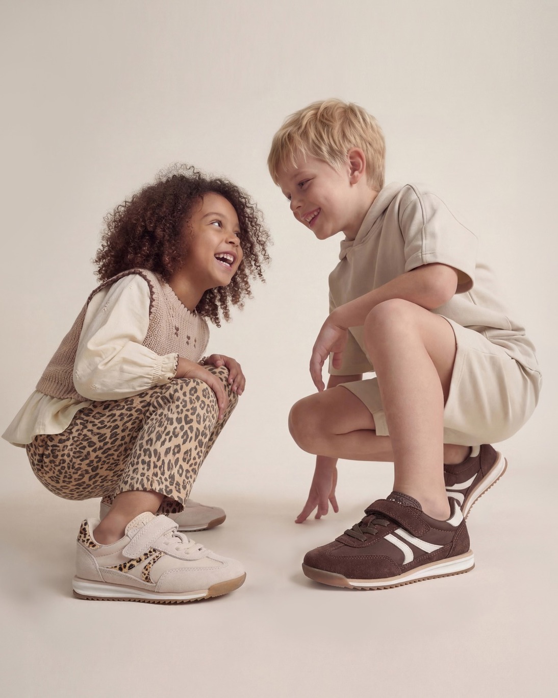 הטבת עצמאות חגיגית באתר 💙🤍 
₪78 הנחה בקניית שני זוגות מהקולקציה החדשה. למה אתם מחכים?