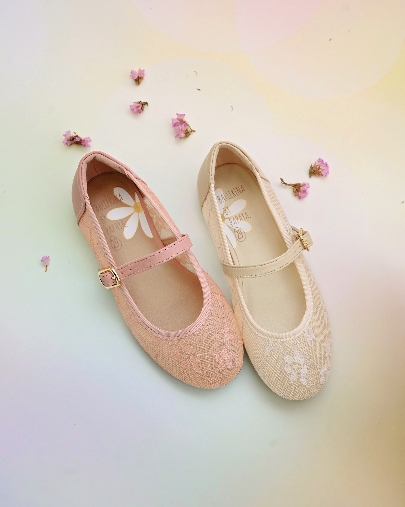 יוצאים לחירות, צעד אחר צעד 👣
פפאיה מאחלים לך חג פסח שמח, שקט  ומלא רגעים טובים.