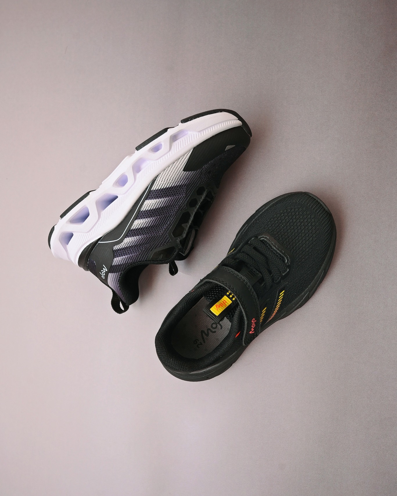 קולקציית נעלי ספורט מושלמת לילדים ולנוער מחכה לכם בחנויות פפאיה ובאתר 😍 אנחנו התאהבנו!
מבחר מטריף של צבעים, דגמים ומידות.
רוצים קישור? רשמו לנו בתגובות

#נעליספורטלילדים #נעליילדים #אופנתילדים