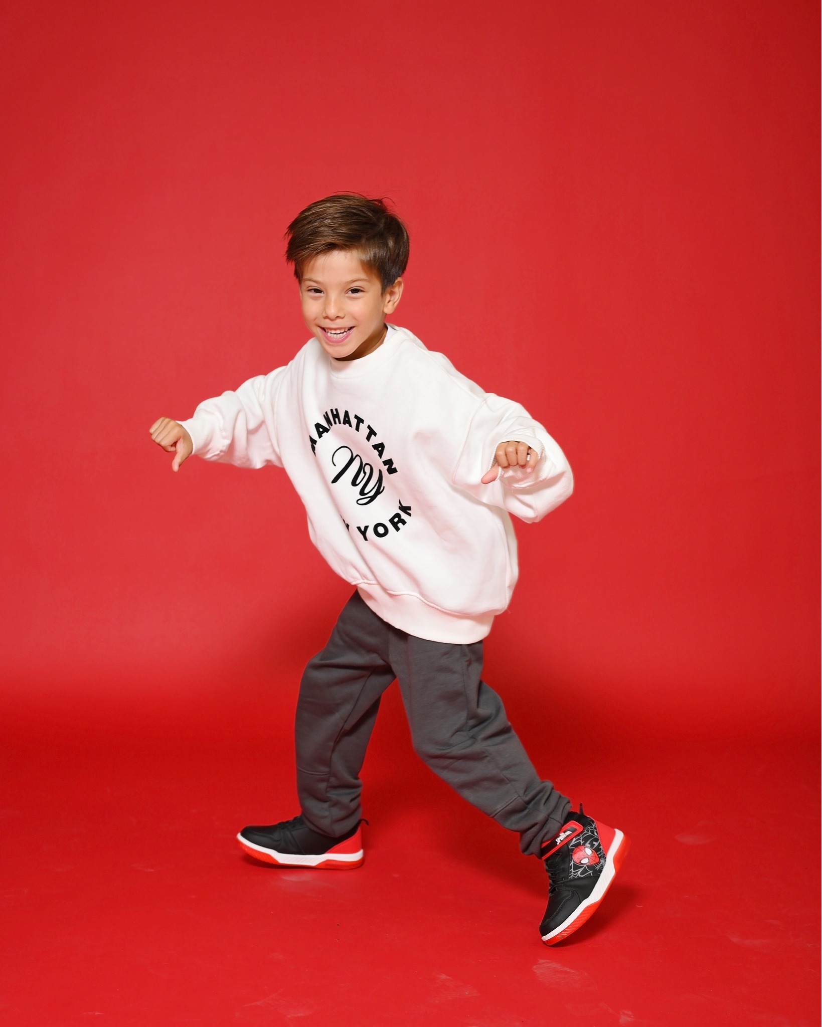 לא משנה איזה דמות הוא יבחר בנעליים, הכי חשוב שנוח לו 😍

#פפאיה #ספיידרמן #נעלייםלילדים #נעליבנים